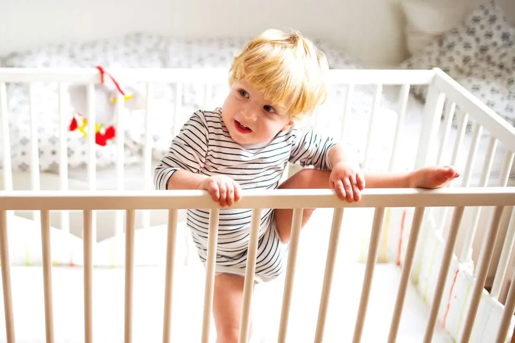 How to Lower a Crib Mattress